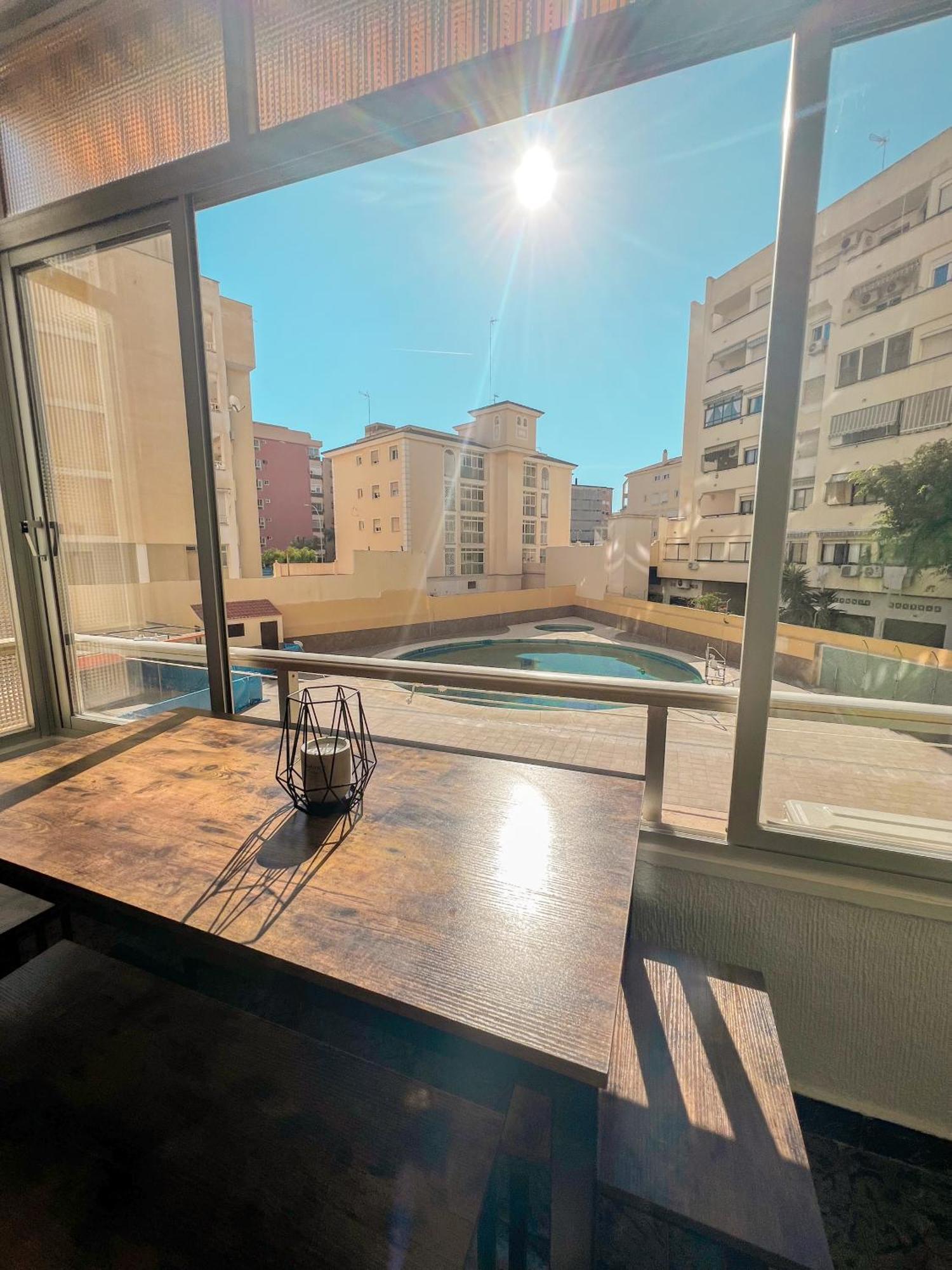 Cozy And Bright Flat With Pool Apartment Torremolinos Luaran gambar